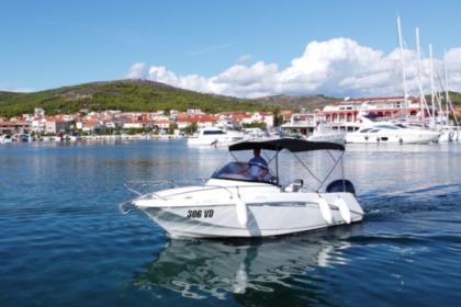Charter Motorboat Galeon Galia 630 Sundeck Tribunj