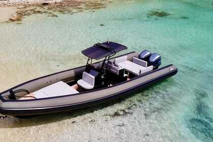 Noleggio Gommone Seawater Black Phantom 300 da 10 metri 500 CV Black Phantom 300 Cannigione