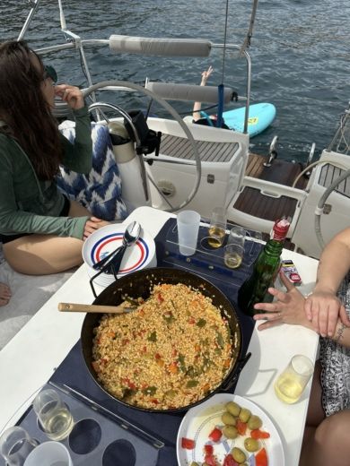 Palma de Mallorca Sailboat Excursiones privadas con Paella alt tag text