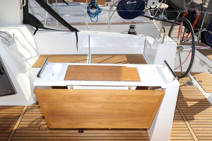 Enjoy the Croatian winds with Oceanis 38.1