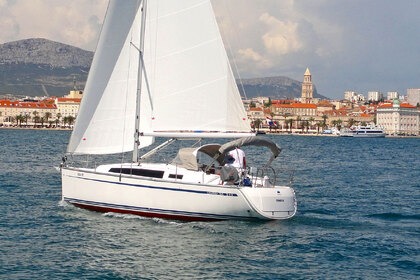Hyra båt Segelbåt Bavaria Bavaria Cruiser 34 Split
