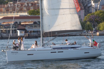 Charter Sailboat Jeanneau Sun Odyssey 419 Lisbon