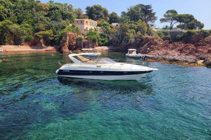 Location Bateau à moteur Cranchi 39 Saint-Raphaël