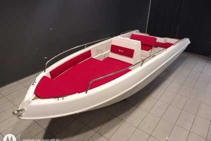 Private Boat-No drive Lincese