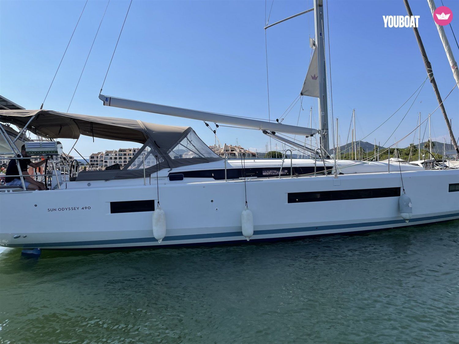 Sun Odyssey 490