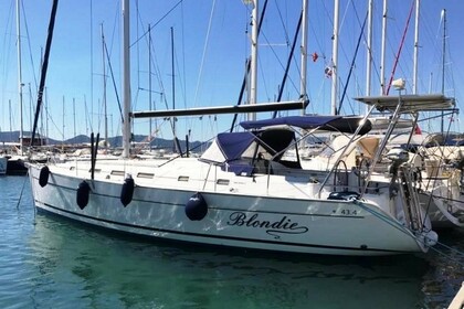 Rental Sailboat Beneteau Cyclades 43.4 Marmaris