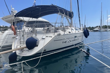 Charter Sailboat Jeanneau Sun Odyssey Halkidiki