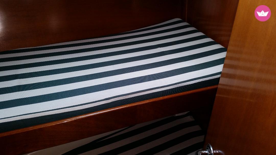 Beneteau Oceanis 411 in Athens  