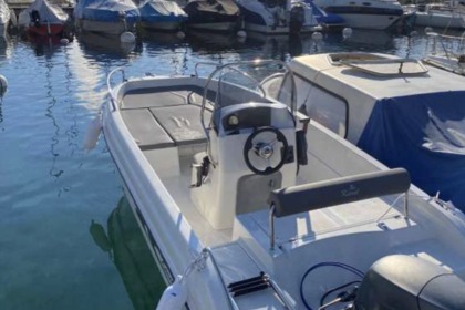 Noleggio Barca a motore Karel 480 Open Ginevra