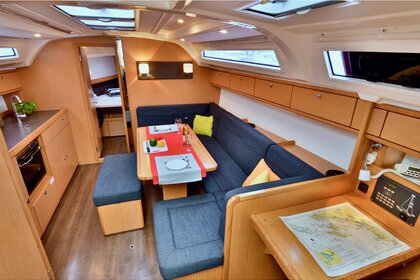 Location Voilier Bavaria Yachtbau Bavaria Cruiser 41 - 3 cab. Šibenik