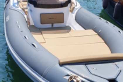 Miete RIB Salpa Soleil 23 Gallipoli