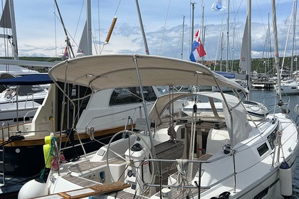 Bavaria Cruiser 33