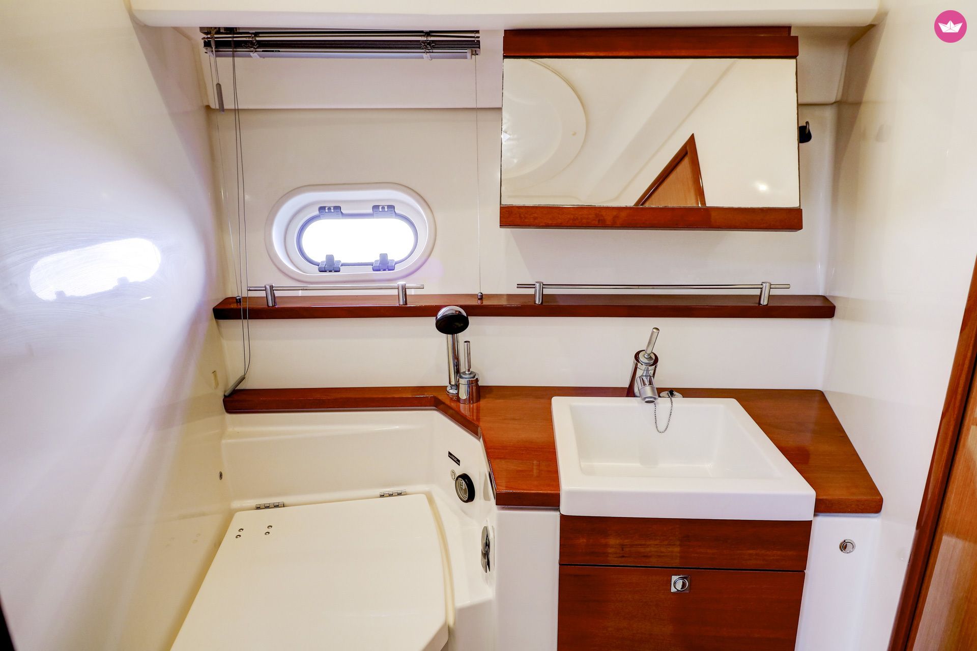 Motorboat Jeanneau Prestige 42 S  