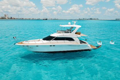 Rental Motorboat Sea Ray 52 Cancún