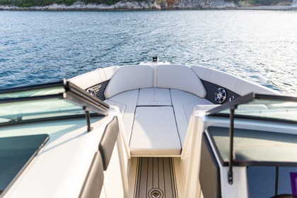 Sea Ray 230spx 250PS