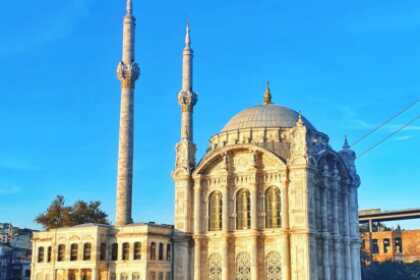 Private Motoryacht on Bosphorus