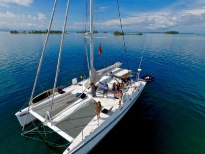 Charter Catamaran Outremer 55 Std Belize City