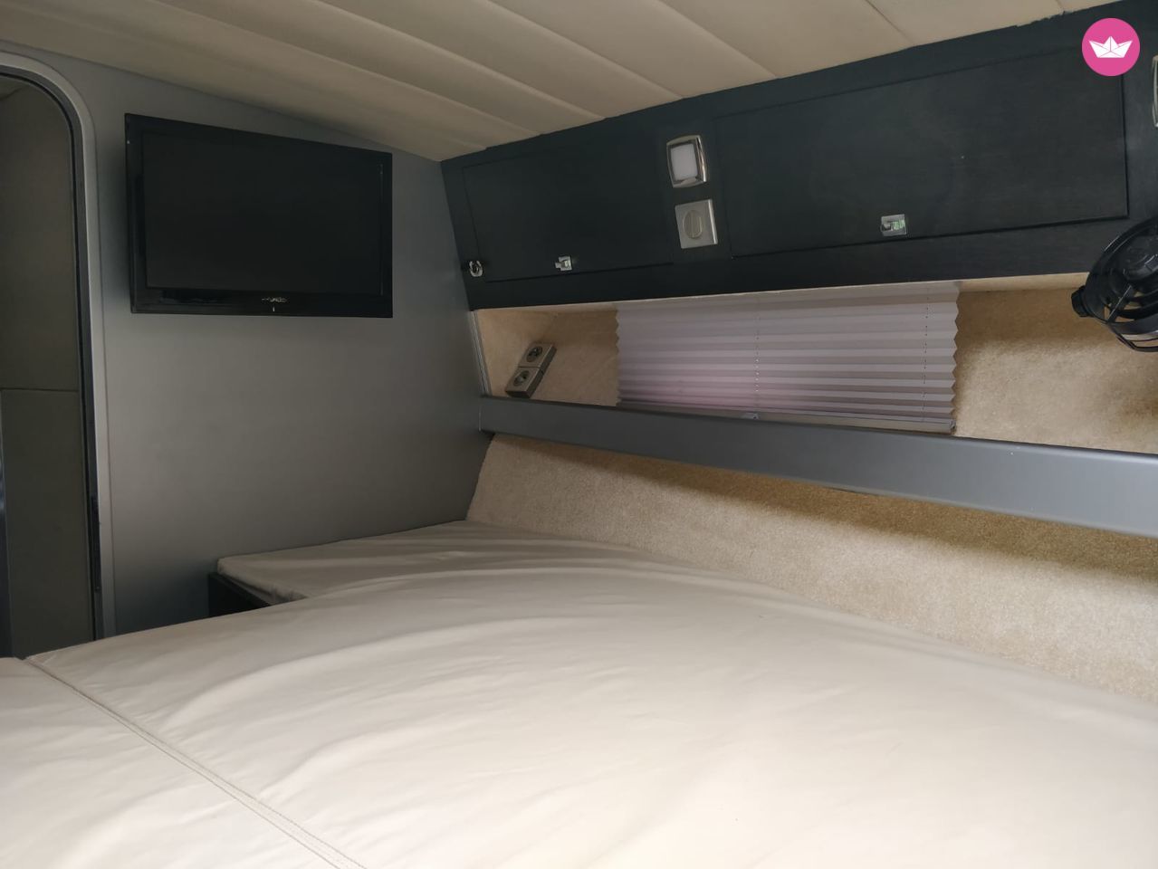 Motorboat Diamond 40  