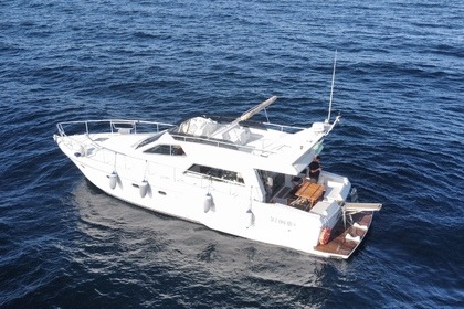 Miete Motorboot Ferretti 44s Santa Maria di Leuca