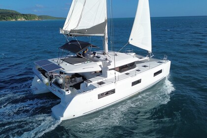 Hire Catamaran  LAGOON 46 Pointe-a-Pitre