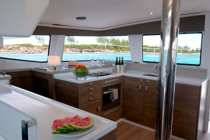 Catana Group — Bali 4.4 - 4 + 2 Cab. (2022)