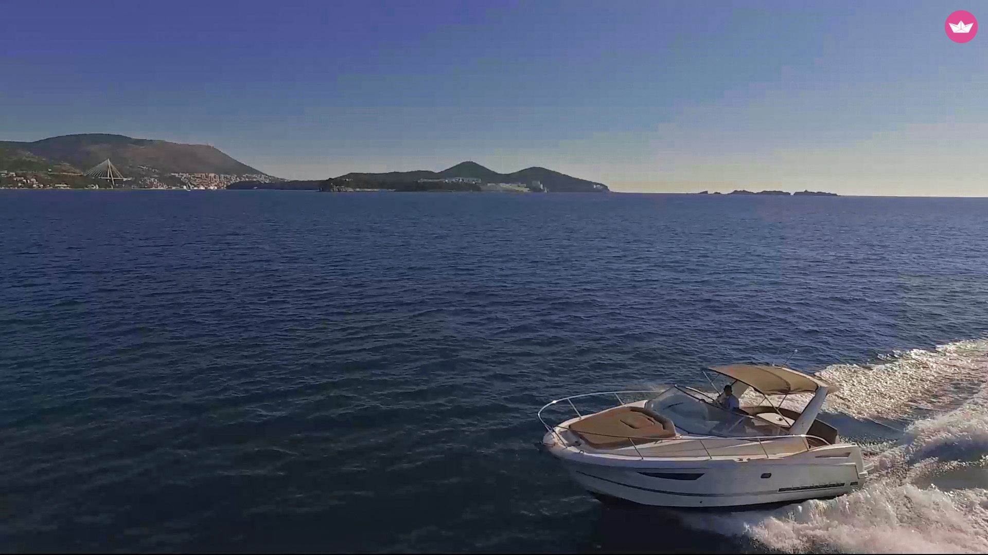 Bateau à moteur Jeanneau Leader 8 320cv 5