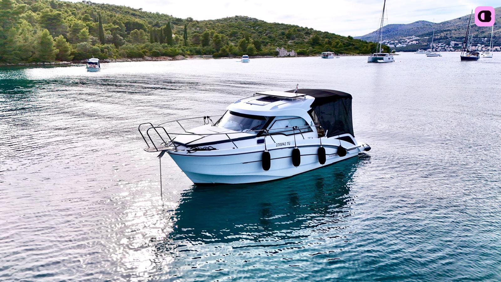 Private Boat Tours –