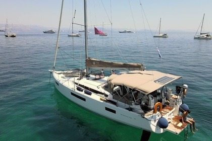 Charter Sailboat Jeanneau Sun Odyssey 440 Corfu