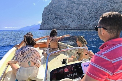 Aluguel Lancha INVICTUS FX190 Santa Ponsa