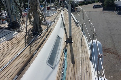 Rental Sailboat Wauquiez Centurion 45 Arzal