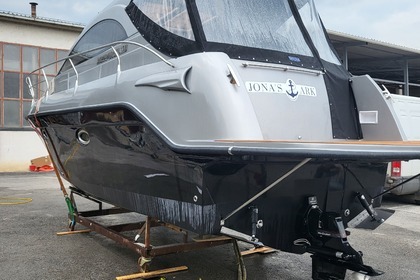 Brand new motor yacht  30 Hardtop