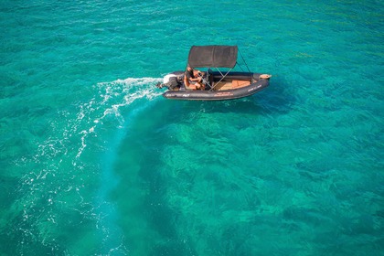 Noleggio Gommone Fost FOST SHADOW Milos