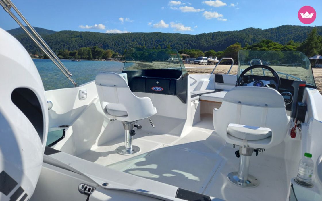 Bateau à moteur Olymbic 520BR 100cv 7