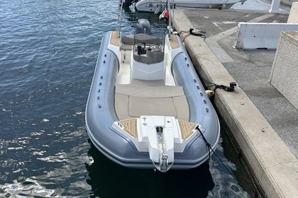 Location Semi-rigide Capelli Capelli Tempest 700 Hyères