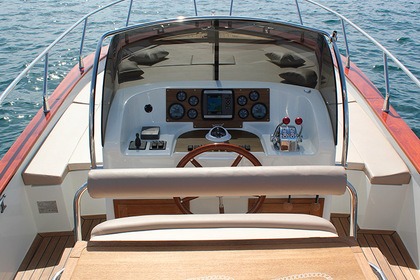 Procida: Excursion en bateau avec plongée en apnée et photos sous-marines