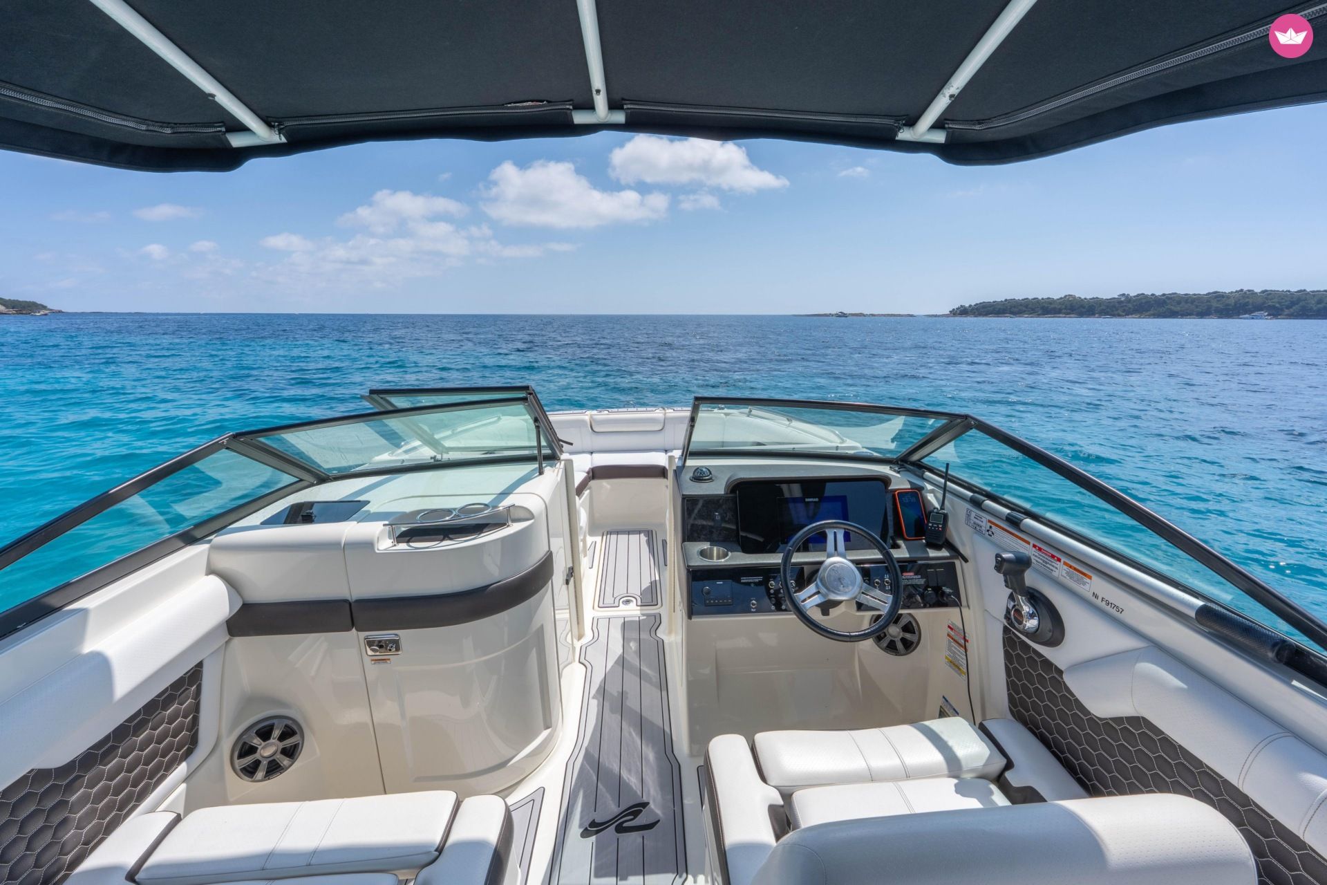 Bateau à moteur Sea Ray SDX 270 300cv 8