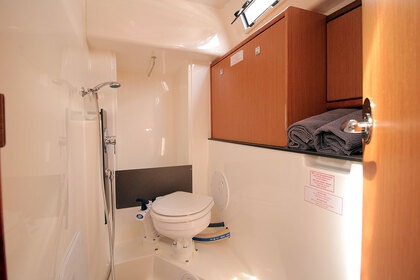 Hyra båt Segelbåt Bavaria Yachtbau Bavaria Cruiser 33 Palma de Mallorca