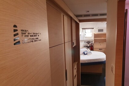 Verhuur Catamaran Fountaine Pajot Fountaine Pajot Aura 51 Trogir
