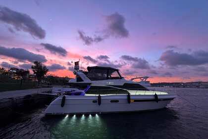 Location Yacht à moteur Custom Yacht Custom Model 2008 Istanbul