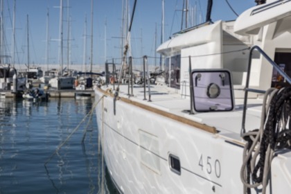 Lagoon 450 F