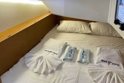 Just Happy - 2022 Jeanneau Sun Odyssey 380