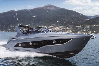 Rental Motorboat Cranchi Z35 Castellammare di Stabia