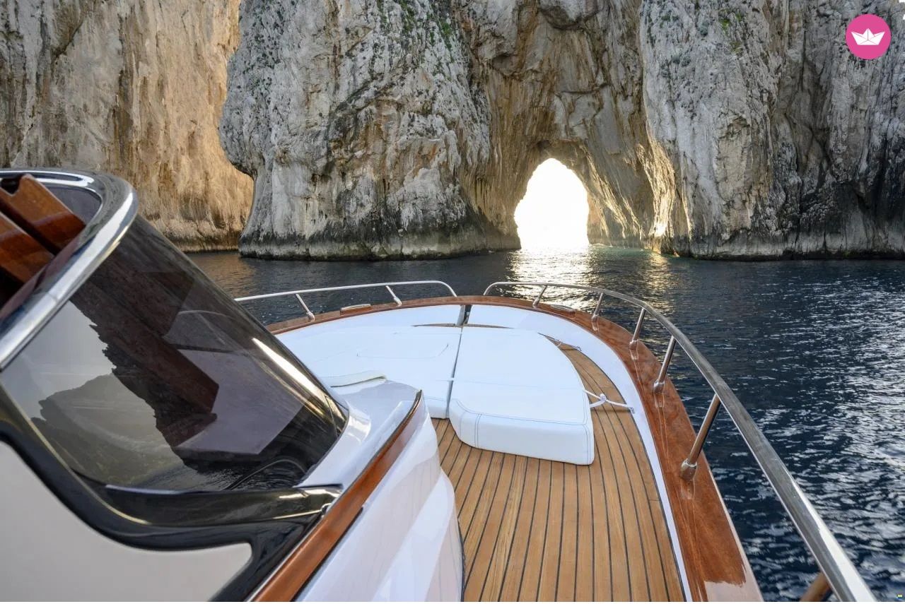 Bateau à moteur Mimi Libeccio 9.5 WA 400cv 4