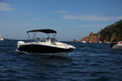 Rental Motorboat Cobalt Cobalt Sc 25 Mandelieu-La Napoule