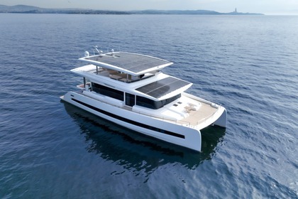 Location Catamaran VisionF VisionF 80 E-Cat Imperia