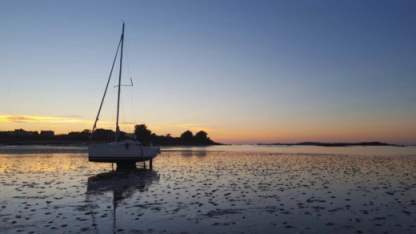 Charter Sailboat Beneteau First 235 Brest