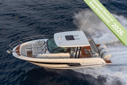 Hire Motorboat Jeanneau Cap Camarat 12.5 WA Palamós