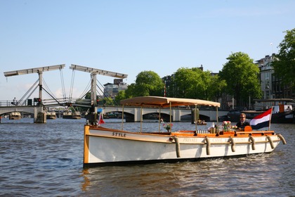 Verhuur Motorboot Custom Luxe klassiek Sloep Style Amsterdam