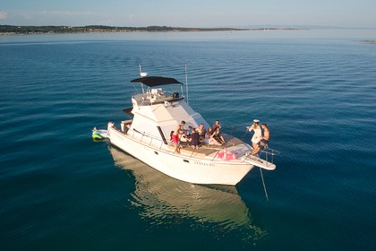 Charter Motorboat Cantieri Costa Smeralda Fisherman 38 Medulin