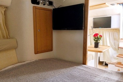 Cruise by Porto Rafti